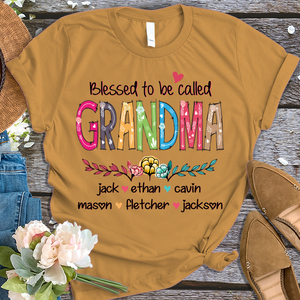 Brambles Boutique Personalized grandma art with grandkids mother day 2022 T-Shirt