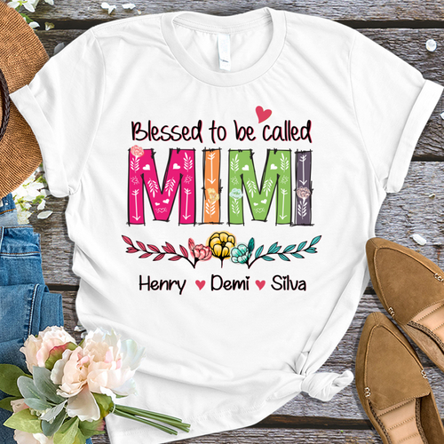 Brambles Boutique Personalized mimi art with grandkids mother day 2022 T-Shirt