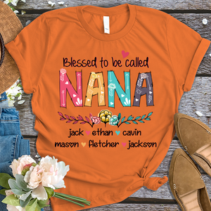 Brambles Boutique Personalized nana art with grandkids mother day 2022 T-Shirt